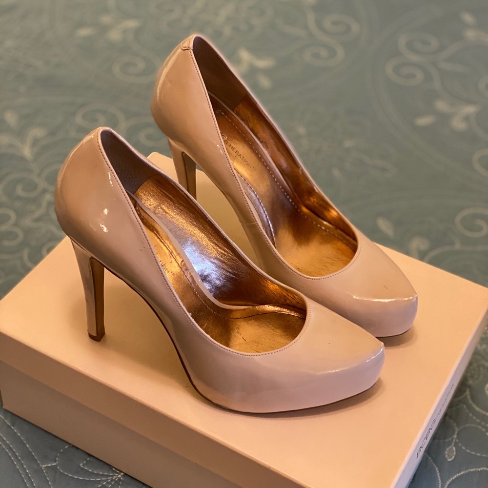 Classic NUDE Pump